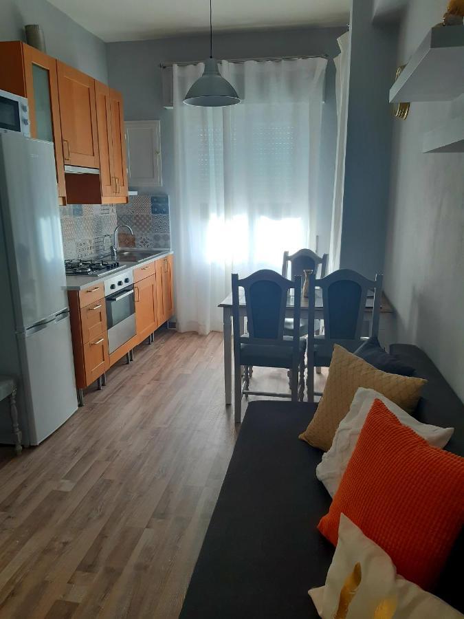 Deco & Retro Apartment ラ・スペツィア エクステリア 写真