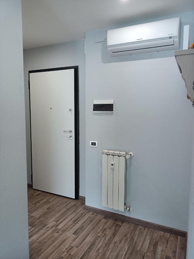 Deco & Retro Apartment ラ・スペツィア エクステリア 写真