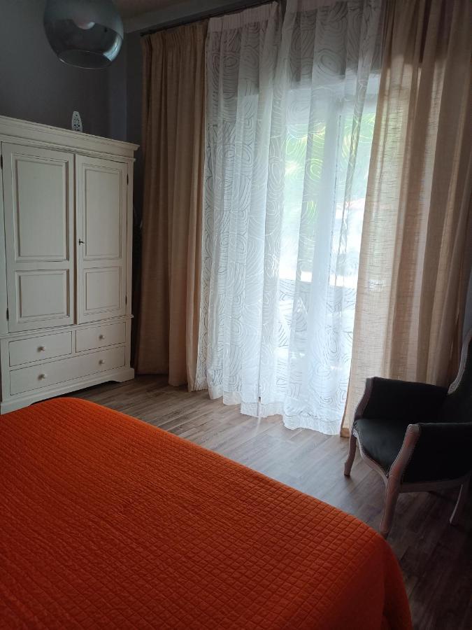 Deco & Retro Apartment ラ・スペツィア エクステリア 写真